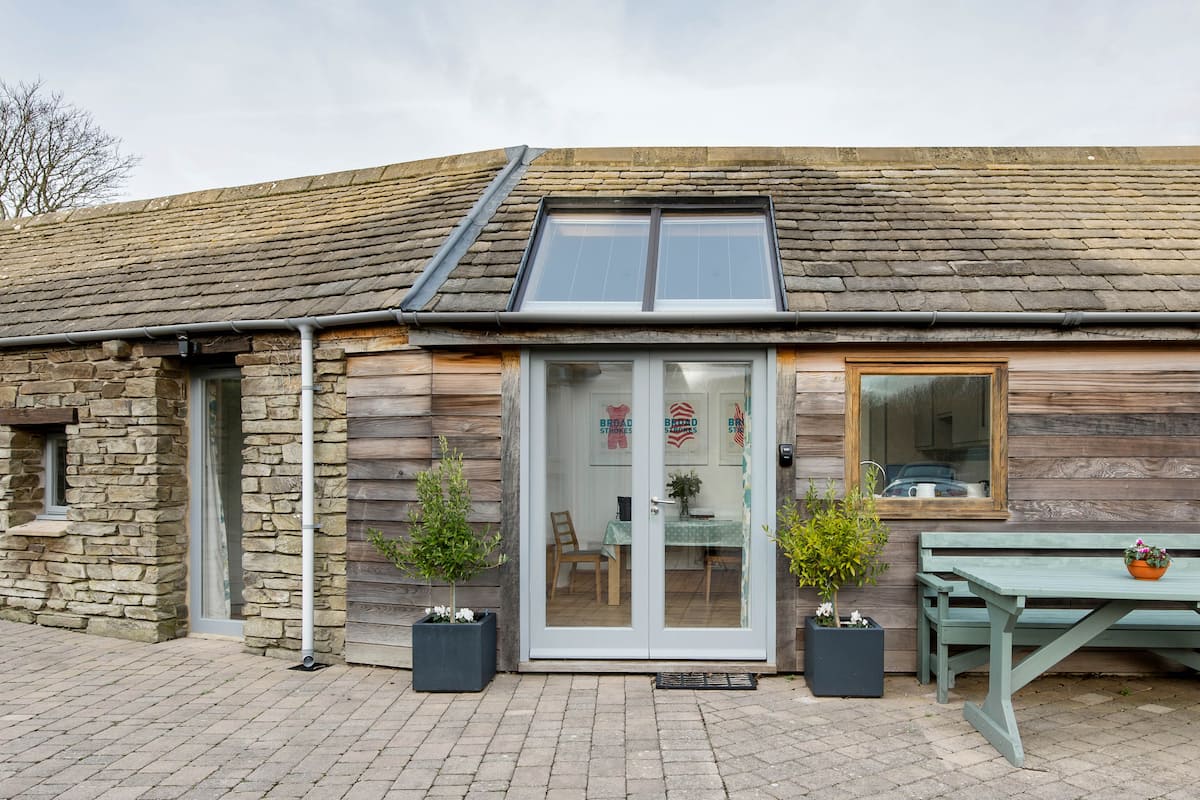Cosy Studio Cottage near Cornish Beach