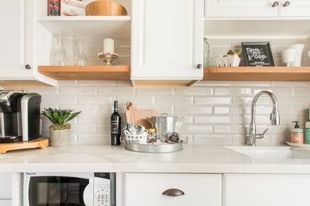 Stylish, Light-filled Cottage