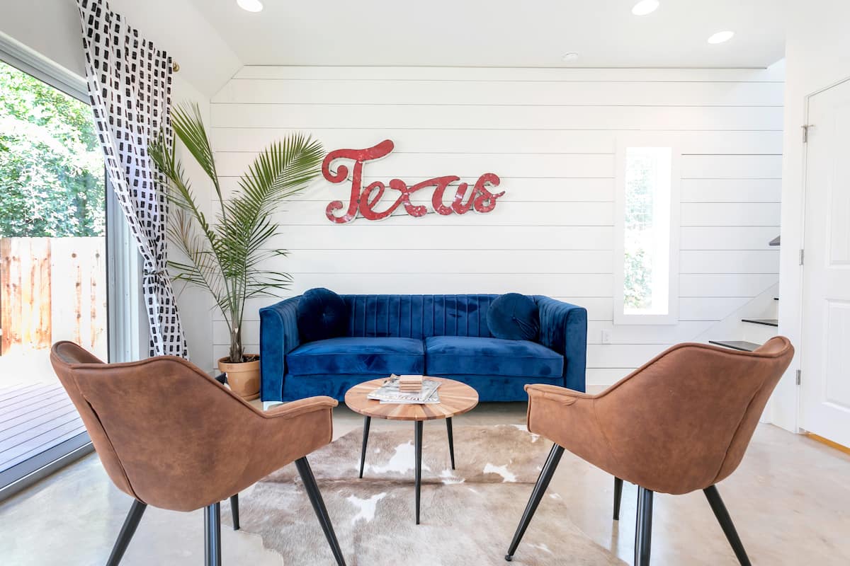 Modern, Eclectic House Minutes from Downtown