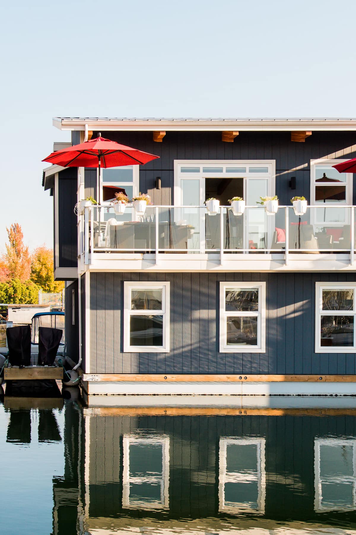 Top 7 Houseboats For Rent Near Vancouver, British Columbia Trip101