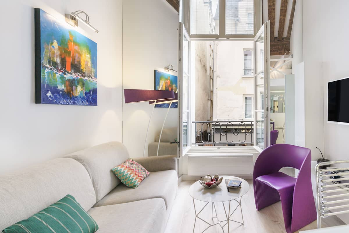 Airbnb Place Georges Pompidou Vacation Rentals Places To