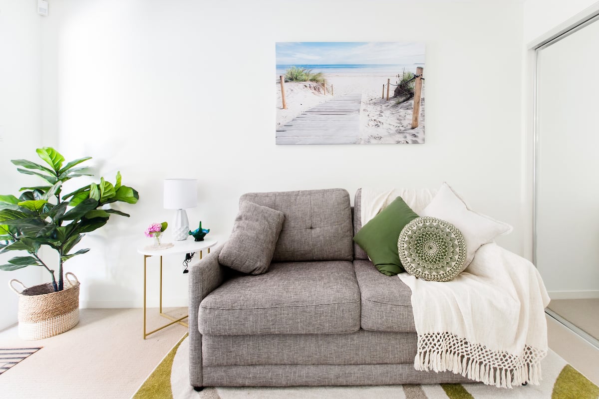 Sunshine Coast Mudjimba Beach Pet Friendly Accommodation