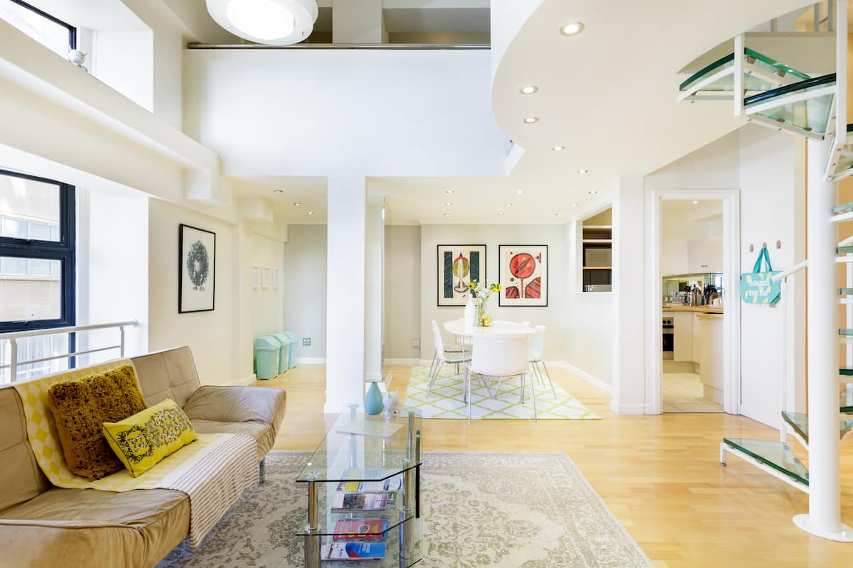Sleek Suite in Exquisite Art Deco Building