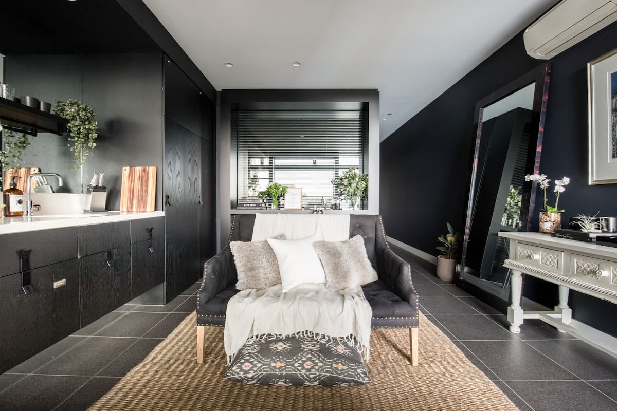 Unique, Intimately Styled South Yarra Sanctuary