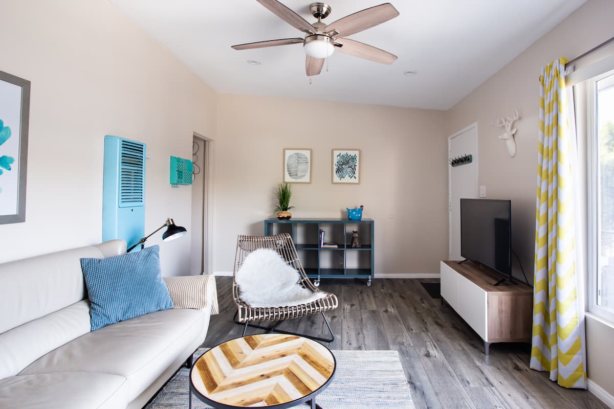 Top 16 Airbnb In Downtown Los Angeles, California Updated Trip101