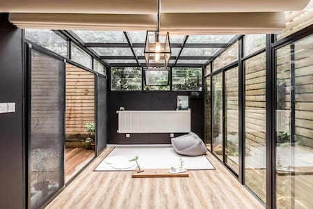 隐-市中心花园房 全屋消毒 地铁口巨幕影院  迪士尼世博梅奔 新天地