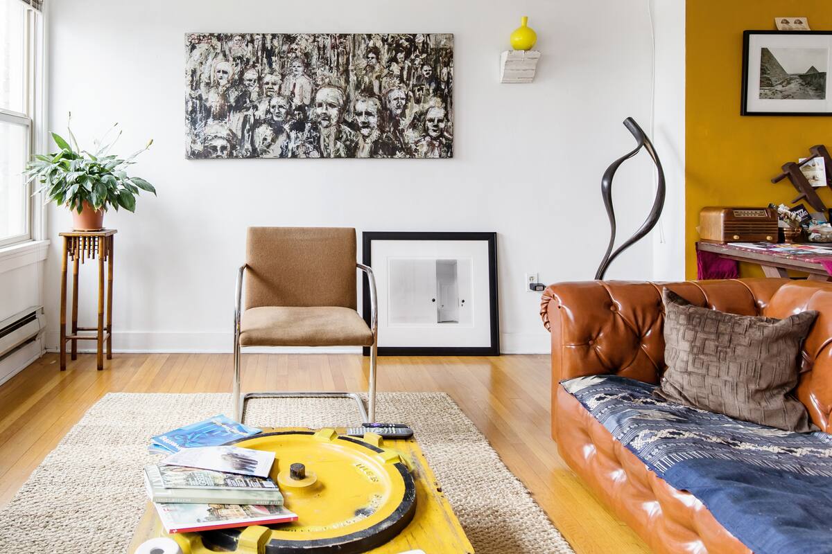 Explore Culture from an Apartment in a Grunge Movie Location