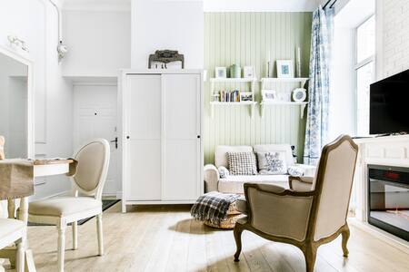 Большая светлая квартира в самом центре Санкт-Петербурга