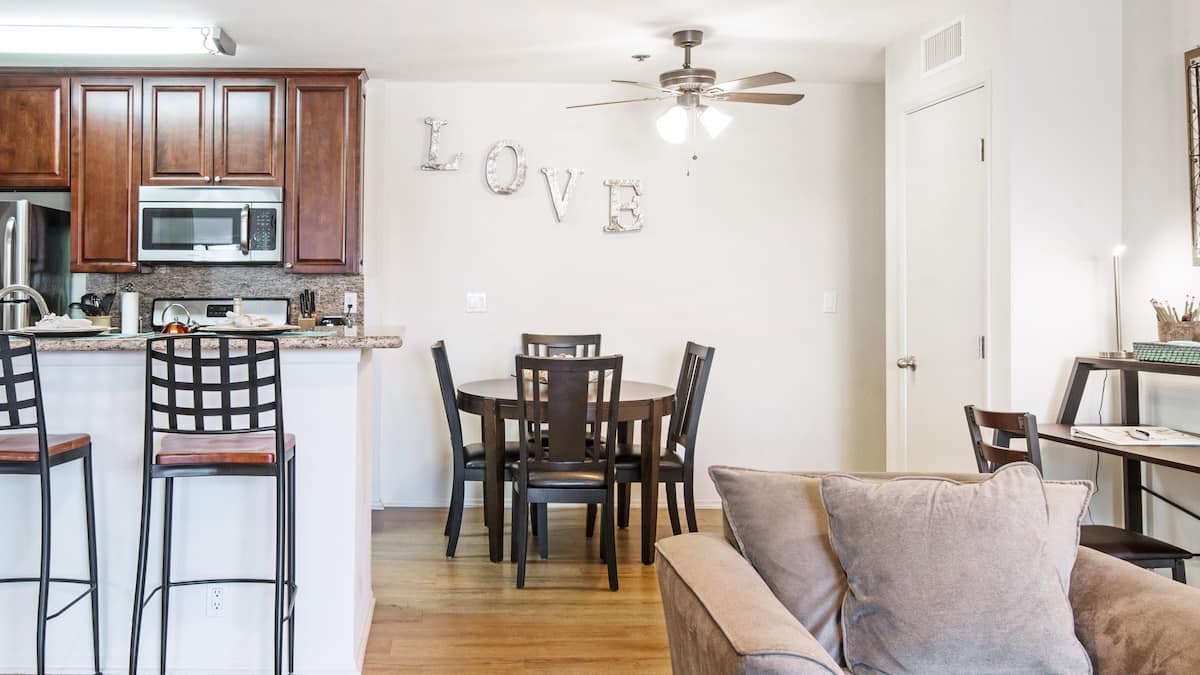 Top 18 Airbnbs Near Ucla Los Angeles Updated 2021 Trip101 Top 18 Airbnbs Near Ucla Los Angeles