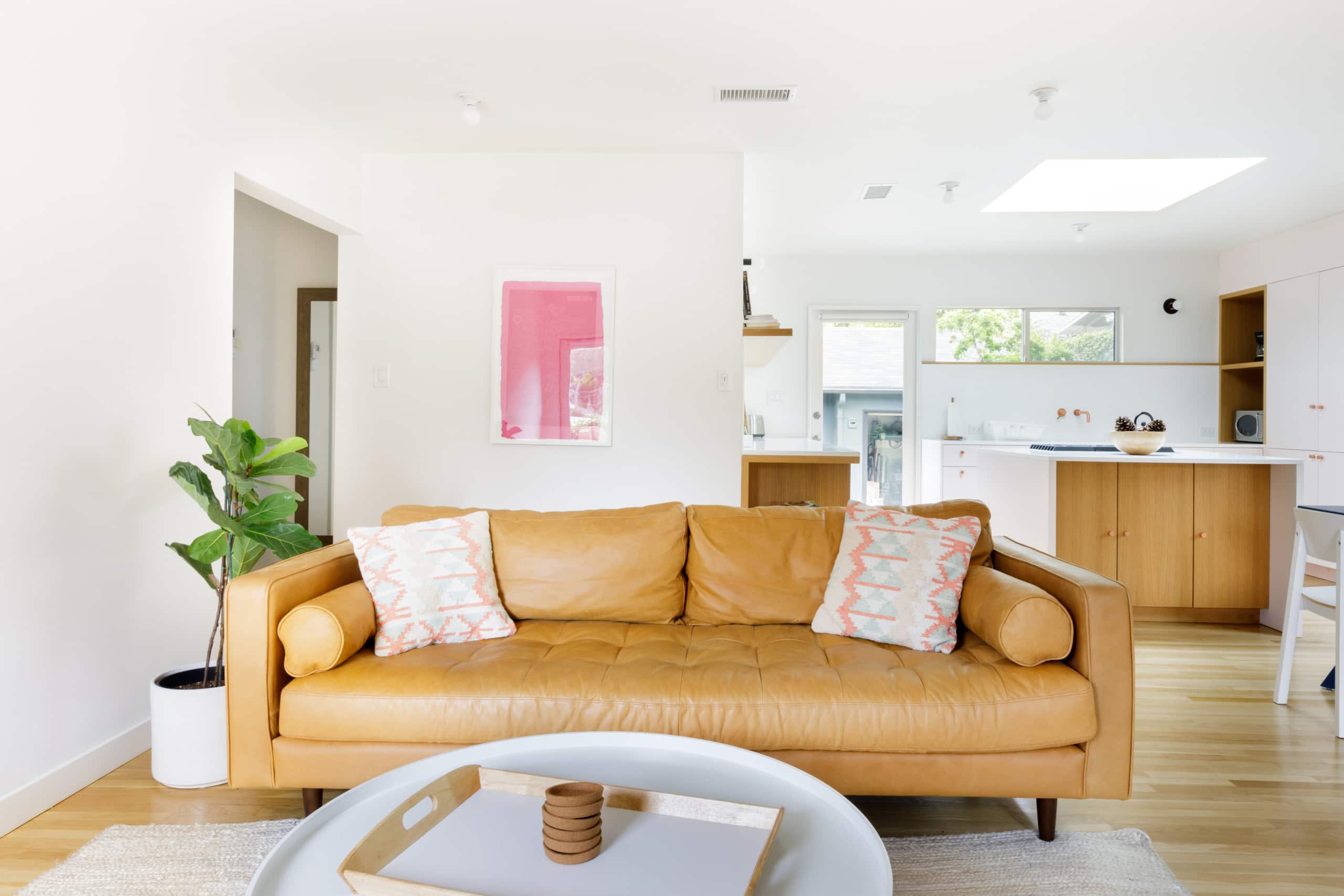 Bright, Immaculate Dreamspace with a Blush Kitchen Bungalows for Rent