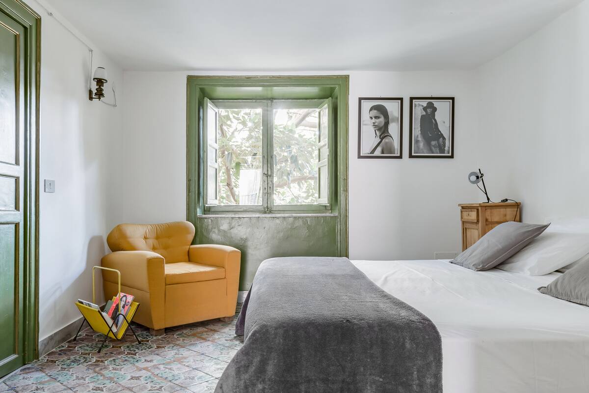 Surplus Charming Apartment