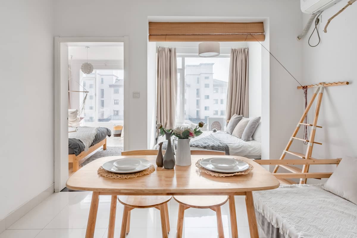 北欧极简设计【原色】上海迪士尼乐园十分钟即可直达/地铁11号线秀沿路站/新国展