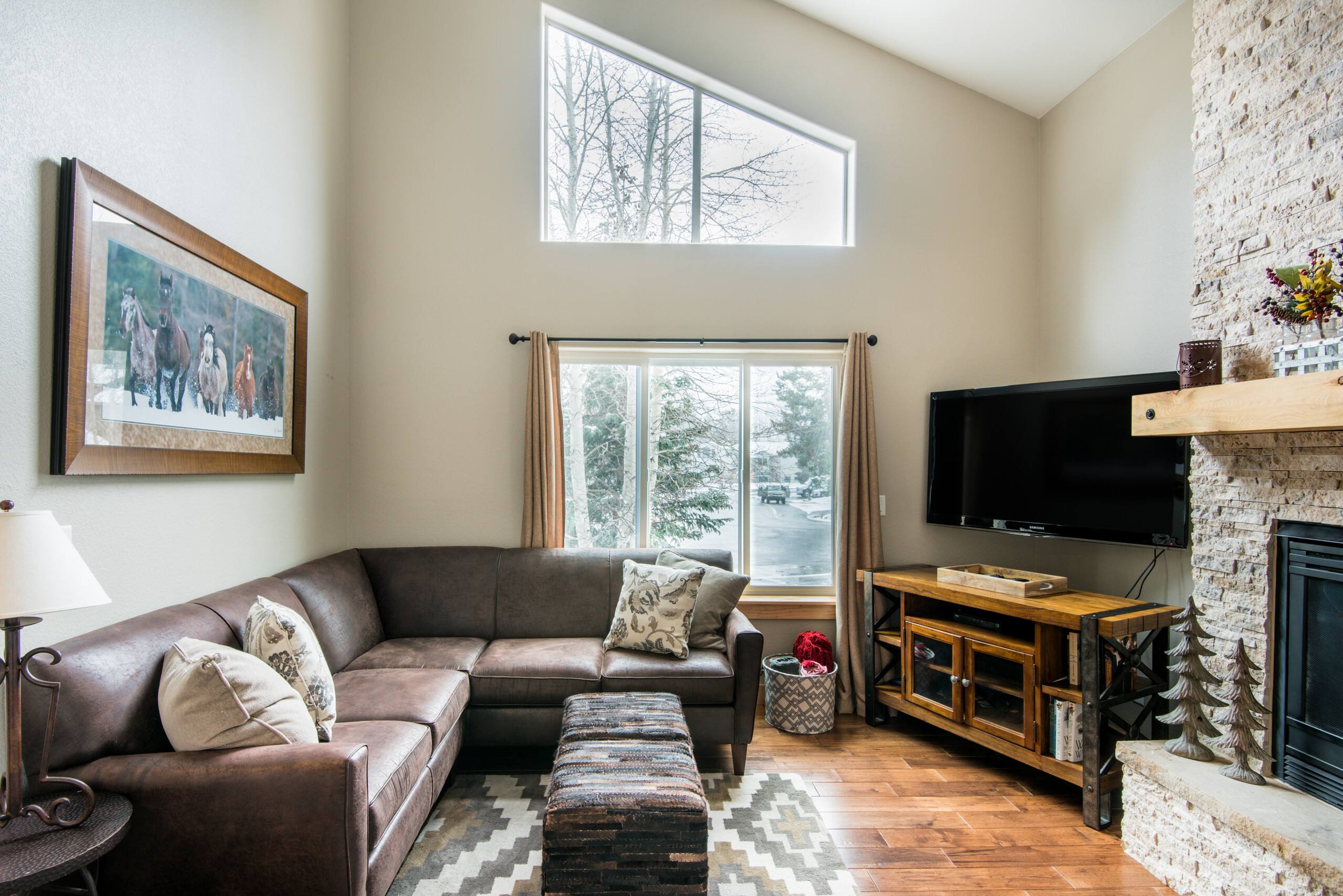 Beautiful House on Ten Mile Creek Houses for Rent in Frisco, Colorado