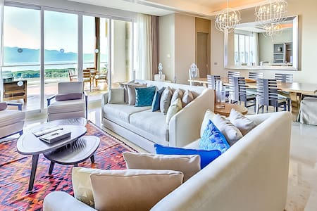 The Grand Luxxe Three Bedroom Spa Suite