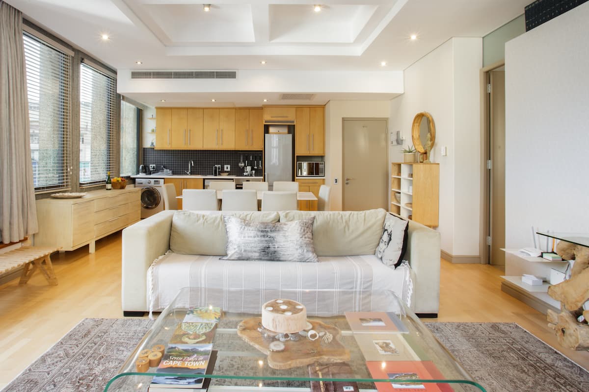 Stylish City Centre Apartment