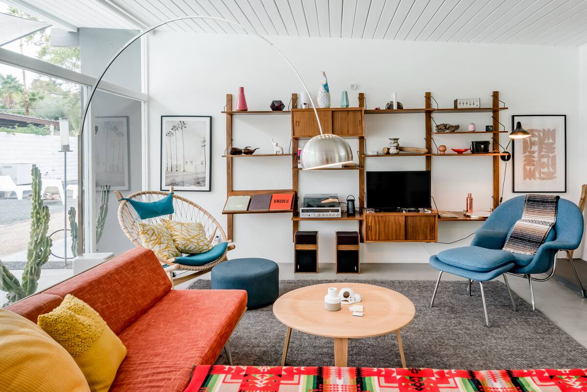 Krisel S Glass Cabin An Architecturally Designed Wonder 3