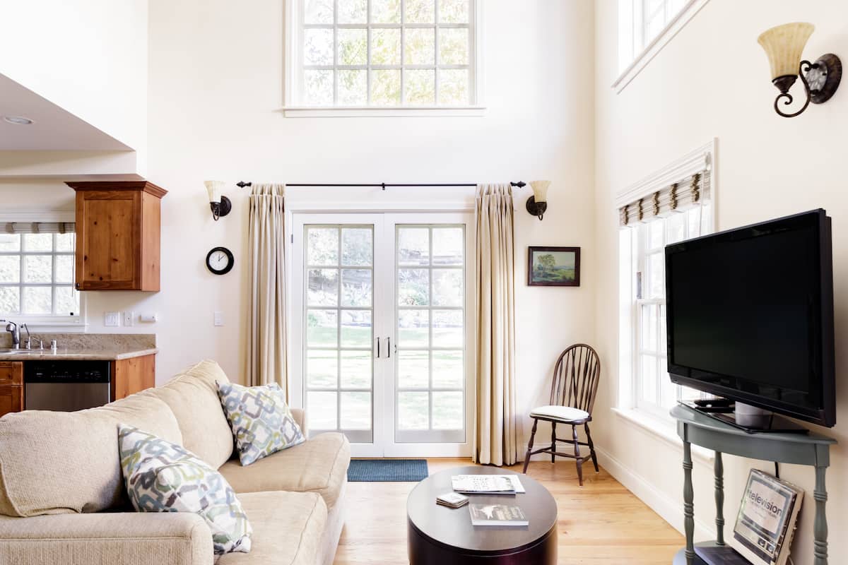 Encino Self Storage California Dandk Organizer