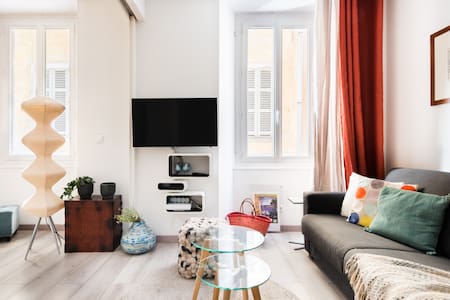 Explore the Old Town from a Stylish, 17th Century Apartment