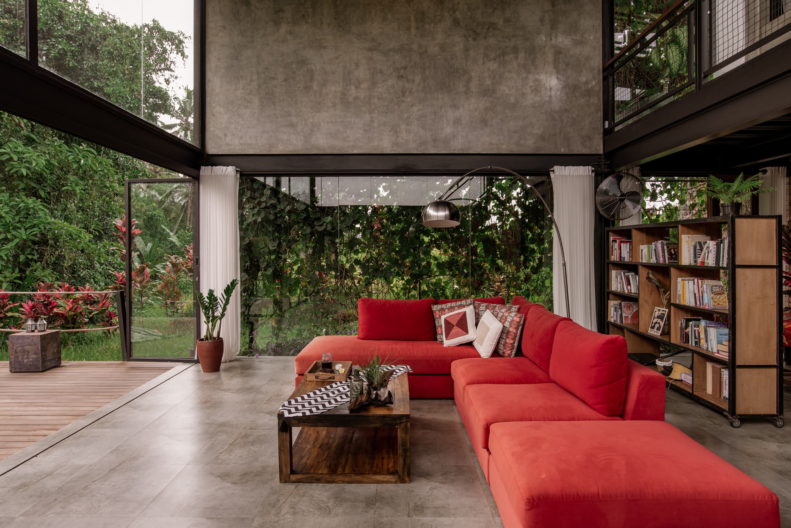 Lush Deluxe Jungle Loft Villa with Rice Field Views Villas for Rent