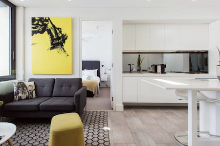 Designer Apartment in the Heart of Bondi Beach