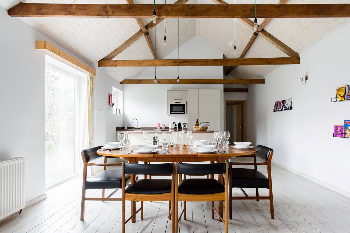 Airbnb Wellington Vacation Rentals Places To Stay England