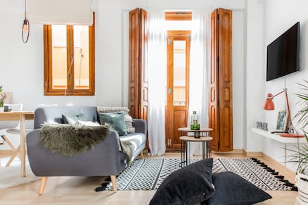 Charming and cozy Apartment in the best location of The City Center