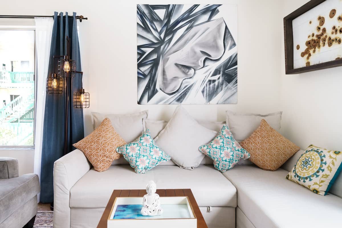 Hip Venice Beach Condo Minutes from the Sand