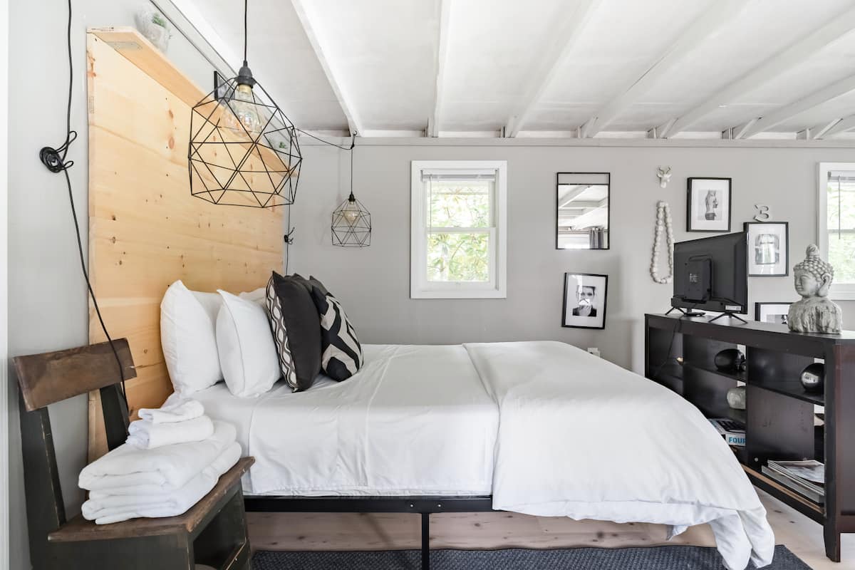 Airbnb Pocono Pines Vacation Rentals Places To Stay