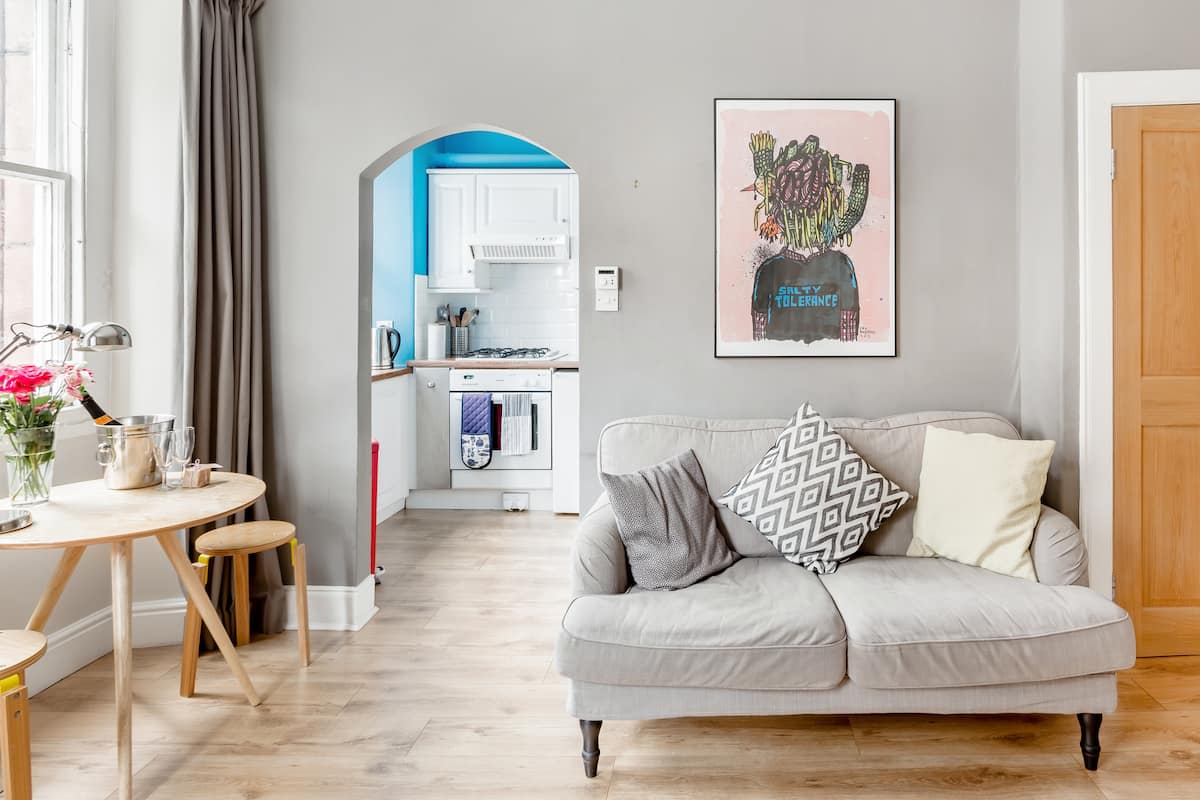 Airbnb St Mary S Street Holiday Rentals Places To Stay