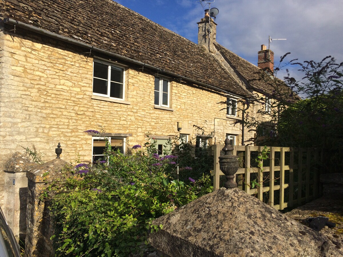 Lavender Cottage In The Heart Of The Cotswolds Houses For Rent