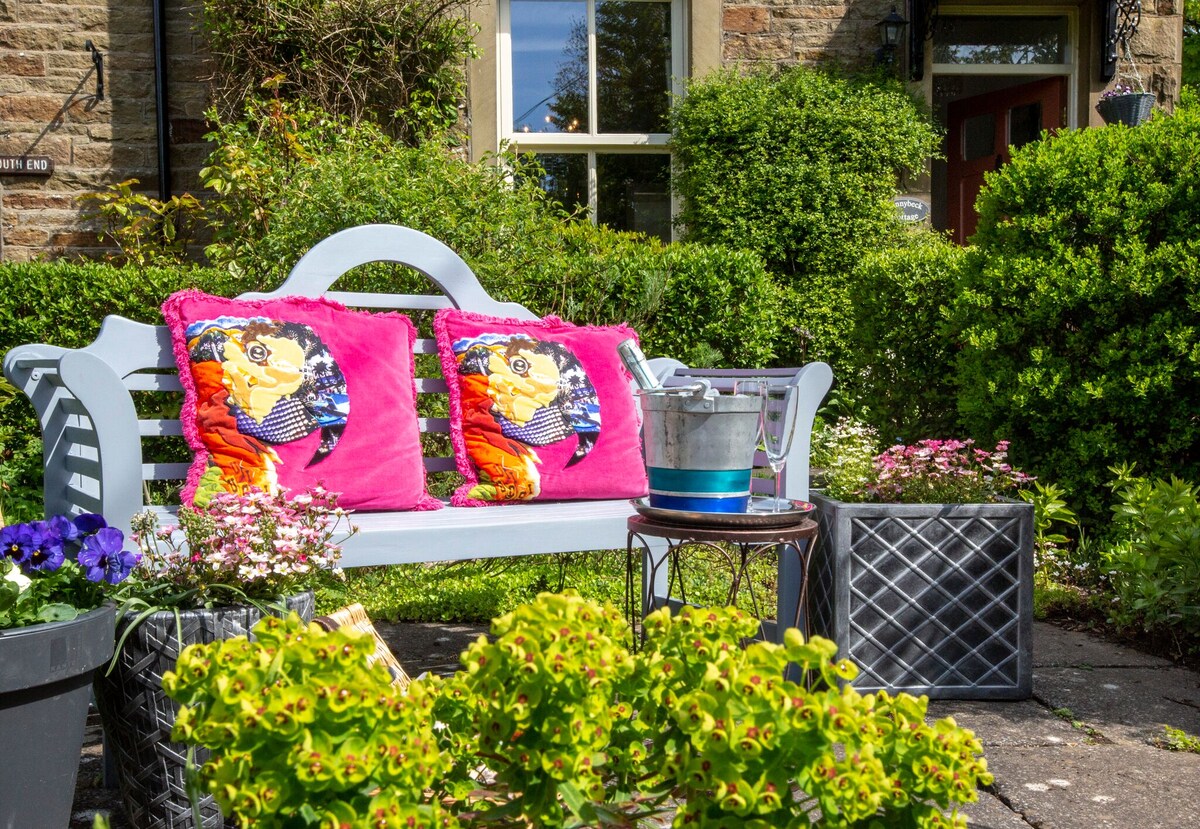 Sunnybeck Cottage Sleeps 5 2 Bath Dogs Welcome Cottages For