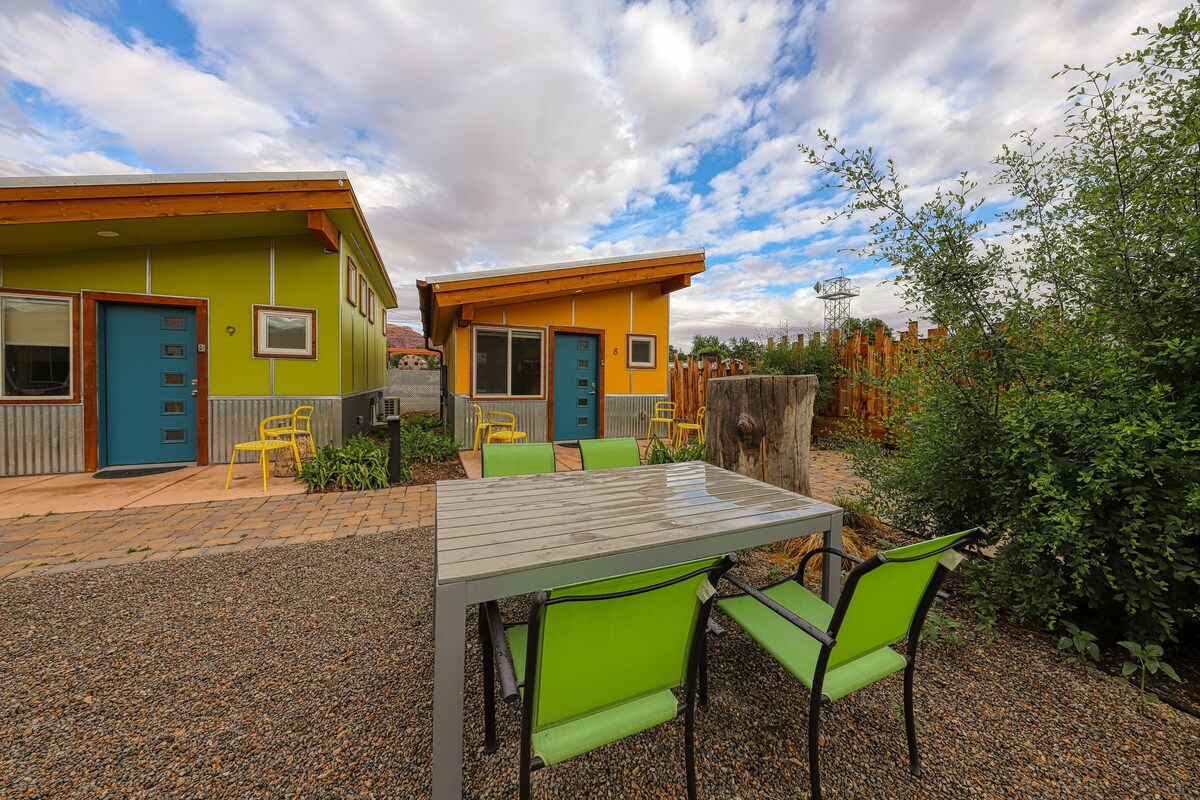 Downtown Condo W Shared Hot Tub Gas Grill Near Arches National