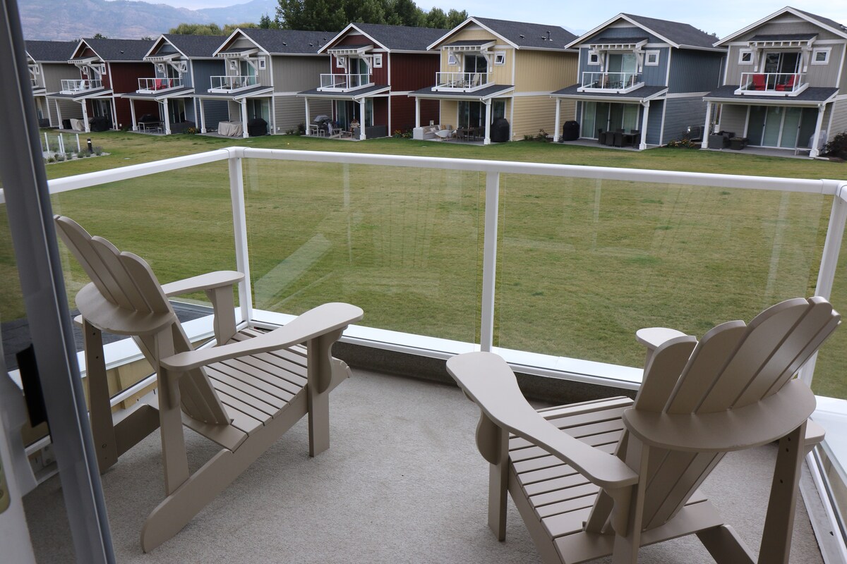 Boucherie Beach Front Cottage With Pool 11 Houses For Rent In