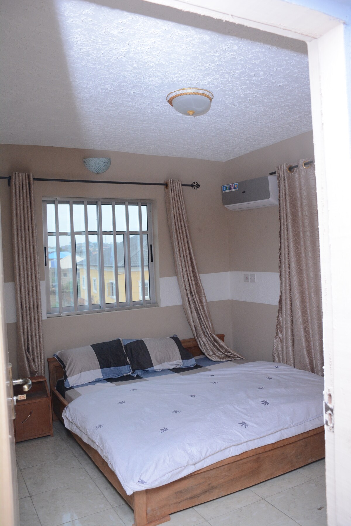 Baai Low Cost 2 Bedroom Service Apartment 1 Apartments For