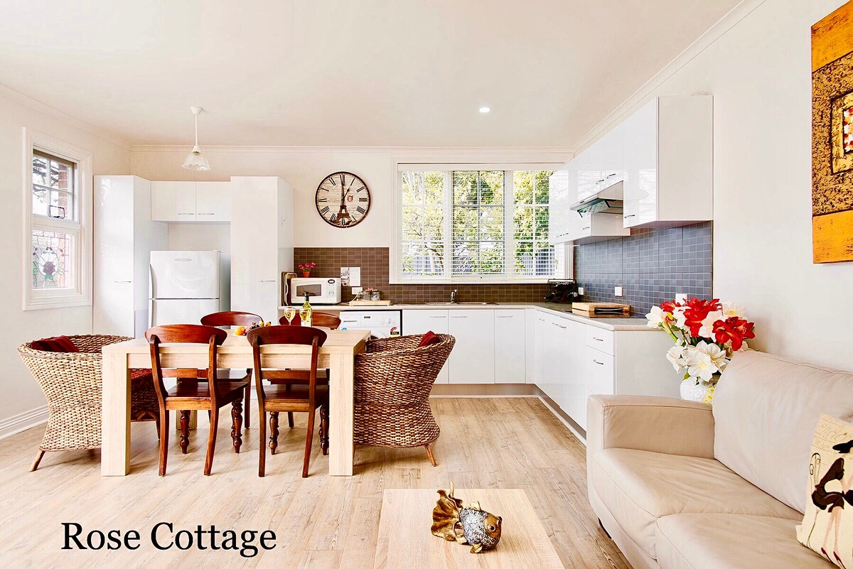 Rose Cottage With Breakfast Bed Breakfast Serviced Apartments