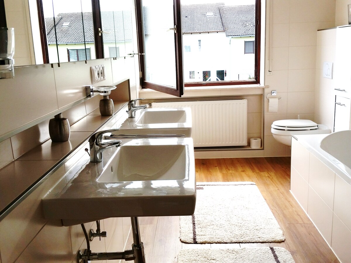 Bodensee Region Nord Haus Mit Grossem Garten Houses For Rent In