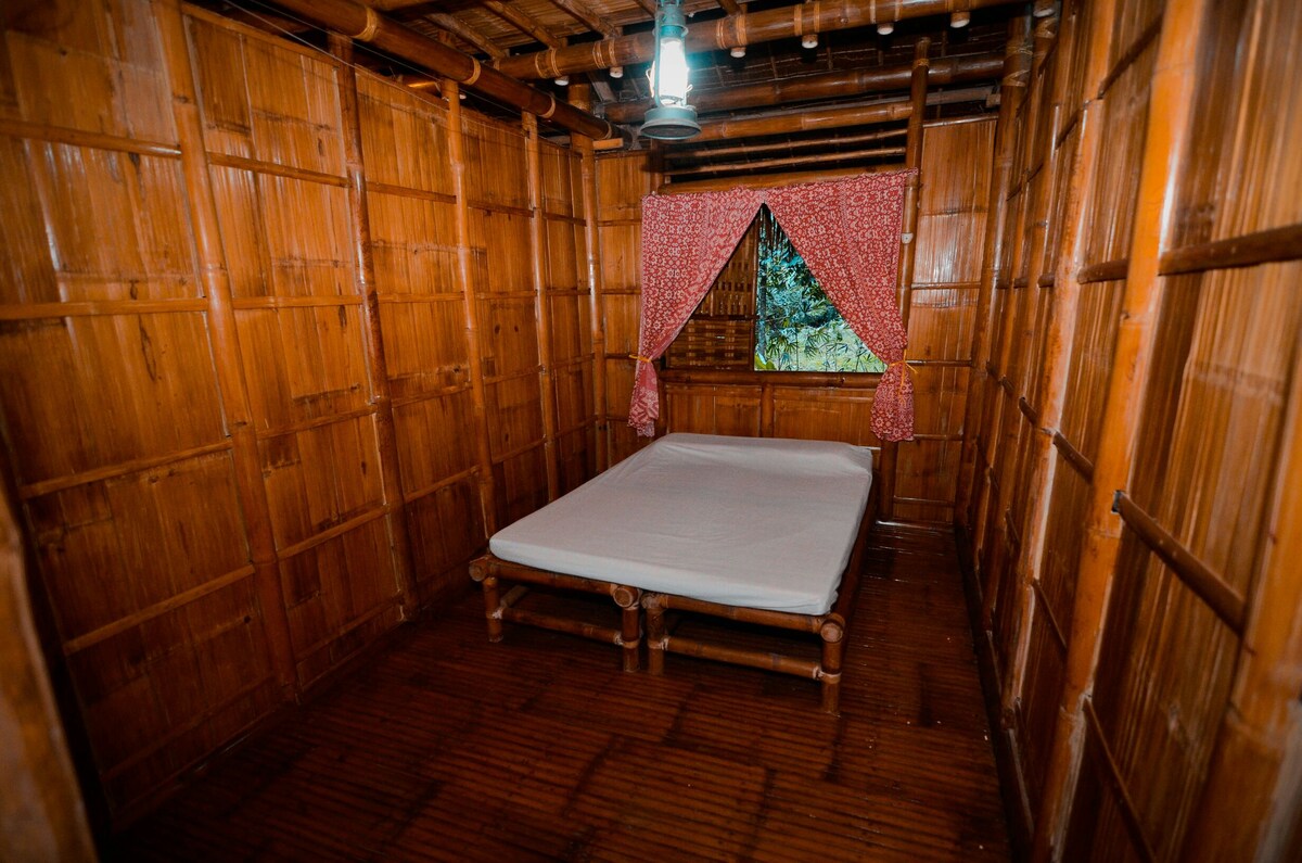 Family Hut Bahay Kubo At Forest Camp Huts For Rent In Valencia