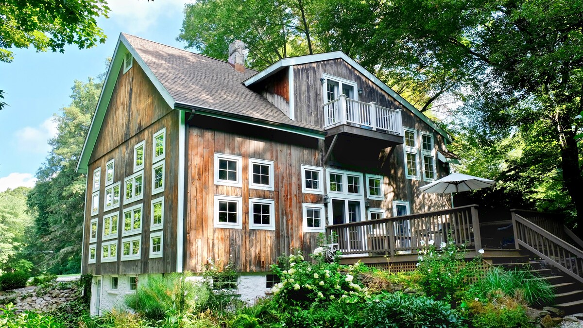 Luxurious Barn With New England Charm Houses For Rent In Fairfield