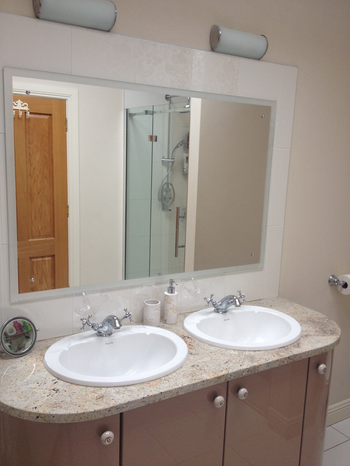 Bathroom Sinks Galway frenchville house b&b - bed & breakfasts for rent in galway city Bathroom Sinks Galway frenchville house b&b - bed & breakfasts for rent in galway city
