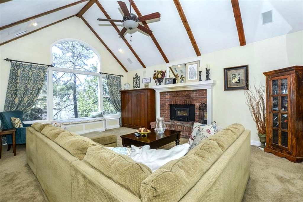 Top 20 Lake Arrowhead Vacation Rentals, Vacation Homes & Condo Rentals