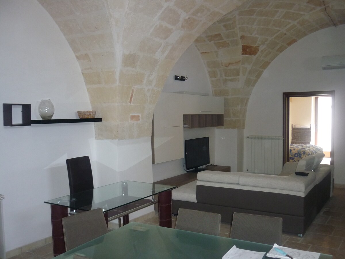 Caratteristica casa volte a stella houses for rent in oria ... Case ristrutturate moderne