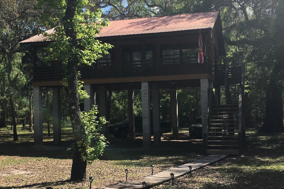 Suwannee River Cypress Cabin Getaway Cabins For Rent In Old Town