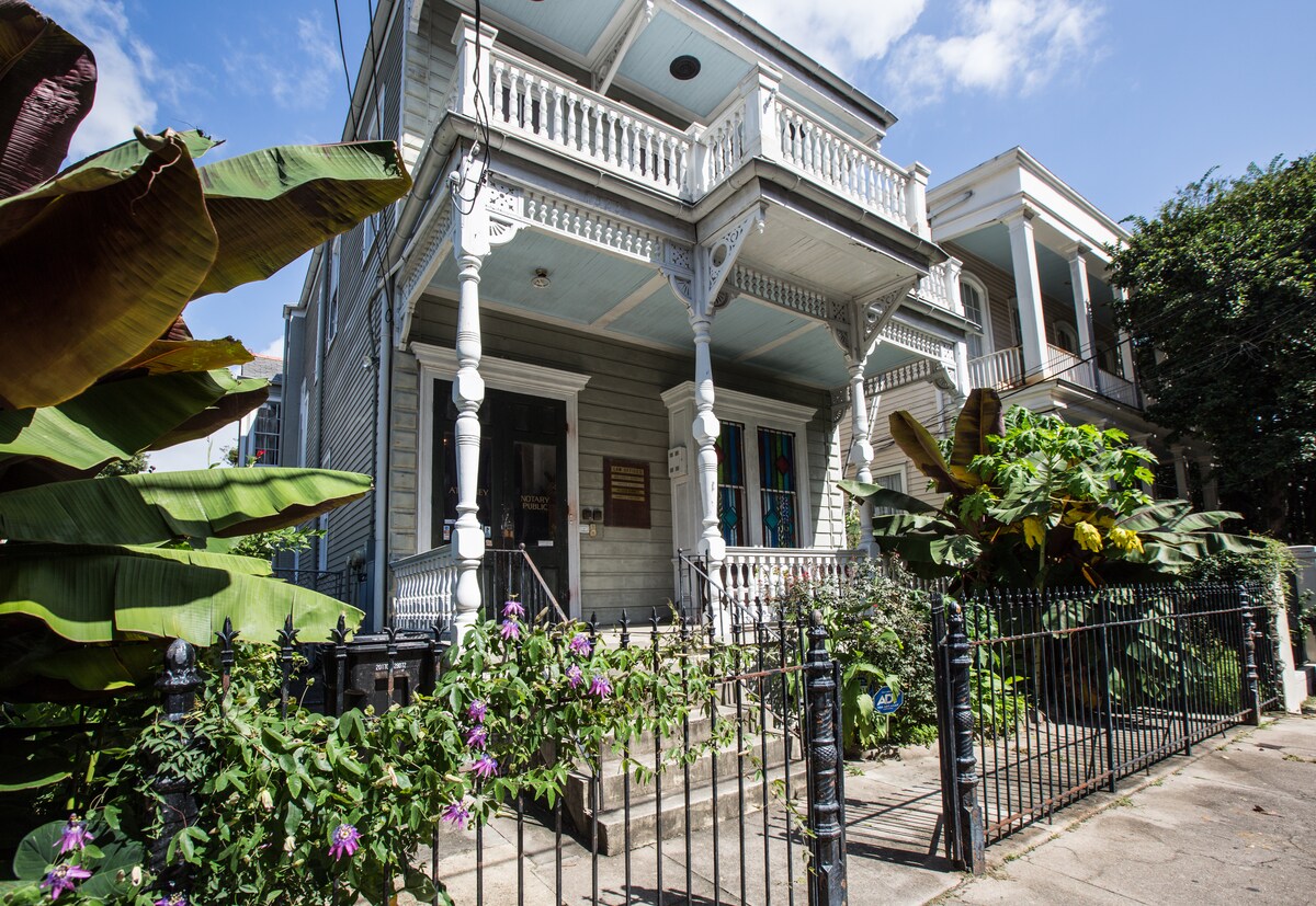 Lower Garden District 2 Bdrm Apt 17str 04155 Apartments For