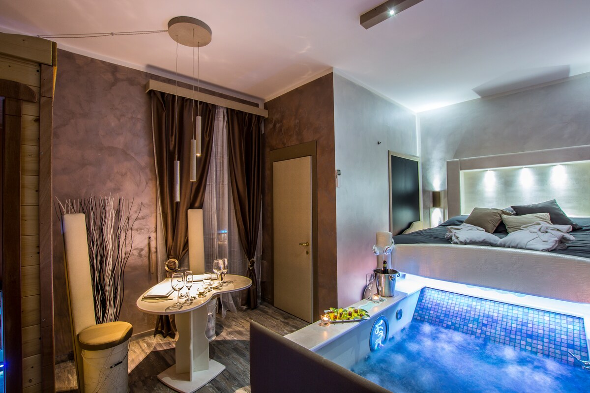 Roma Damore Suite Con Idromassaggio E Sauna Bed And