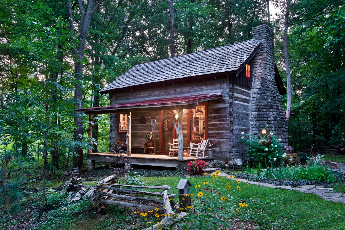 Captain S Cabin Bed Breakfast Historic Romantic Cabins For