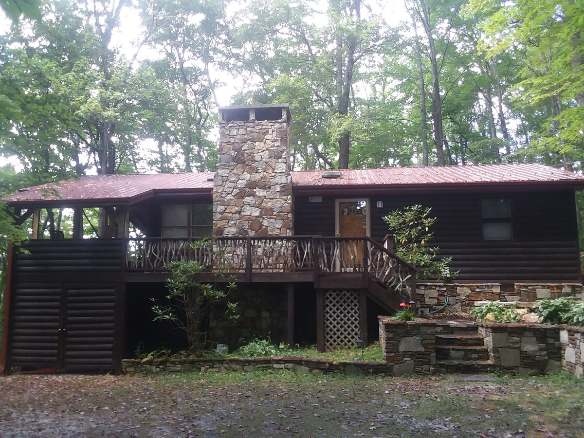 Lake Toxaway Moose Lodge Cabins For Rent In Lake Toxaway