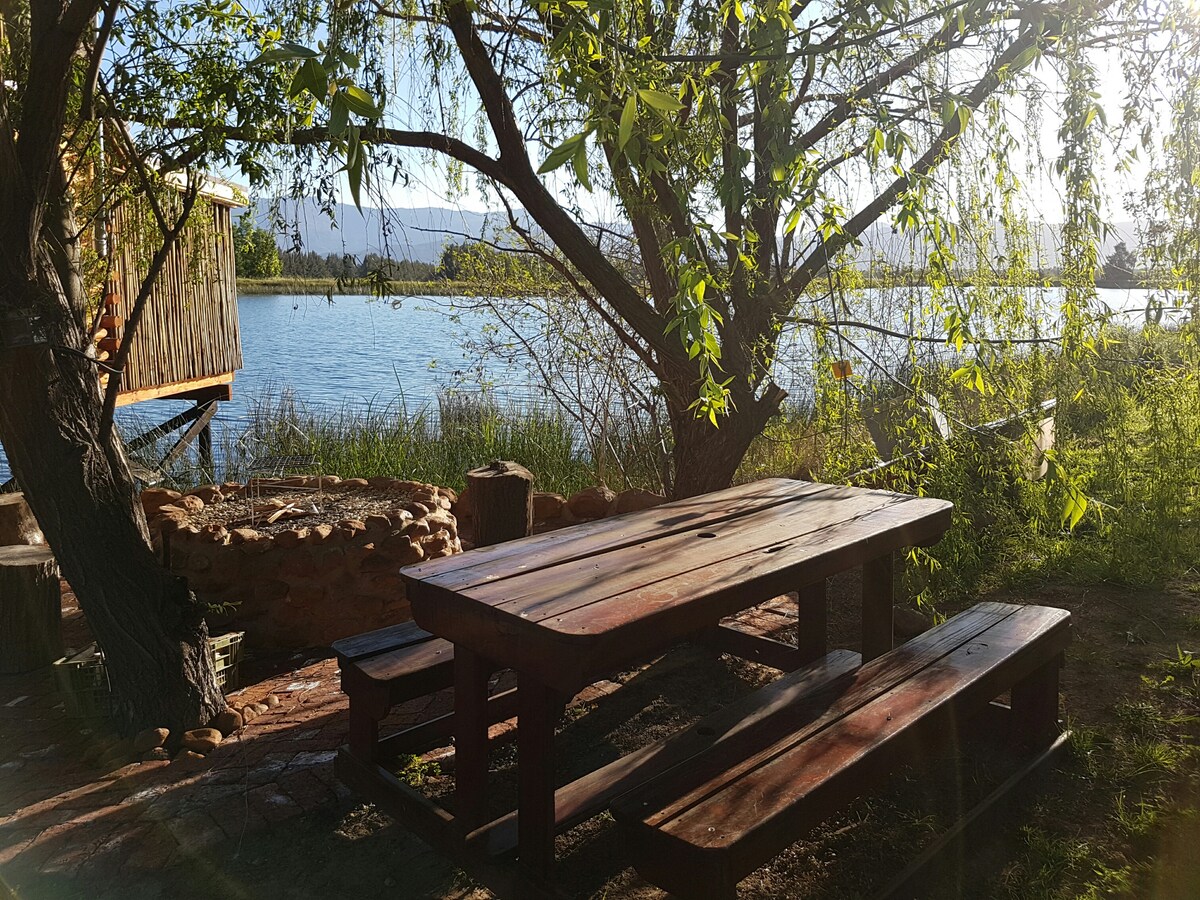 Arum Lily Log Cabin Cabins For Rent In Wolseley