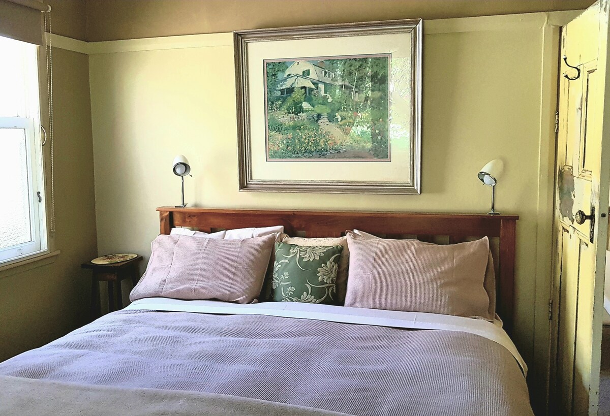 Secret Garden Cottage Pet Friendly Cottages For Rent In Katoomba