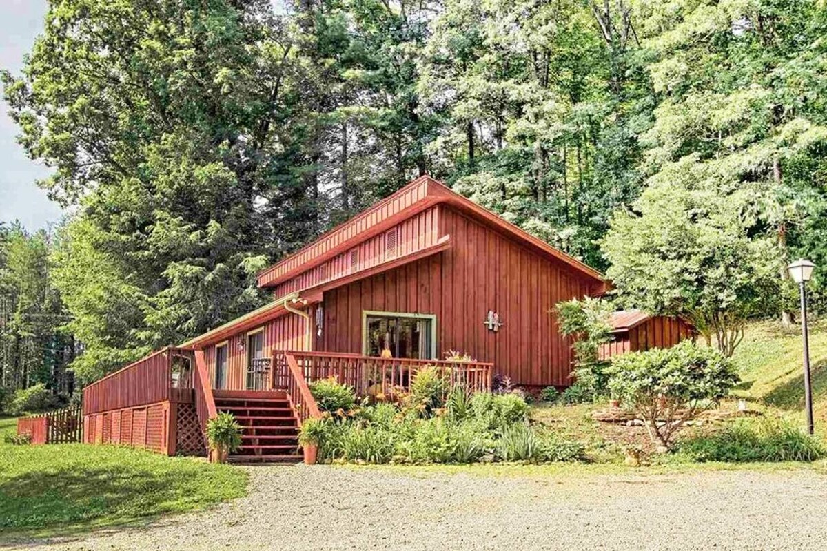 The Cabin On Stonewall Creek Pet Friendly Cabins For Rent In