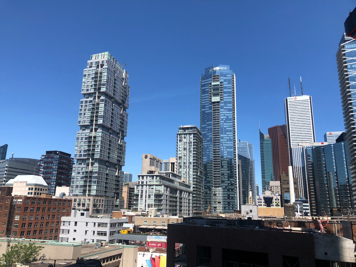 Heart Of Entertainment District With Free Parking Apartments For